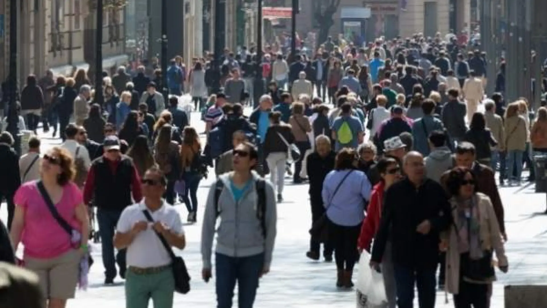 Barselona'da Pazar Alışverişi Dönemi Kapanıyor: Turistik Mağazalar 15 Eylül'de Kepenk