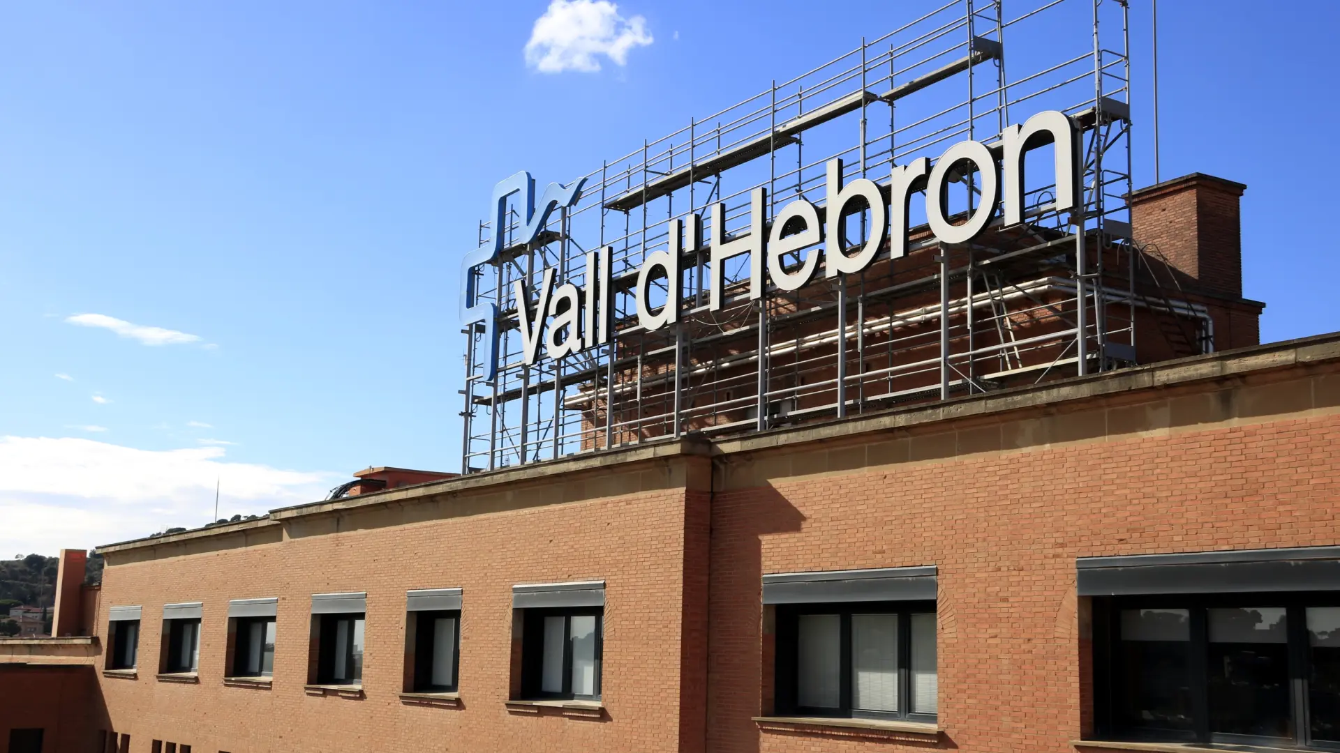 Barselona'da Şiddet Mağduru Bebek Hastaneden Çıktı: Koruyucu Aileye Verildi