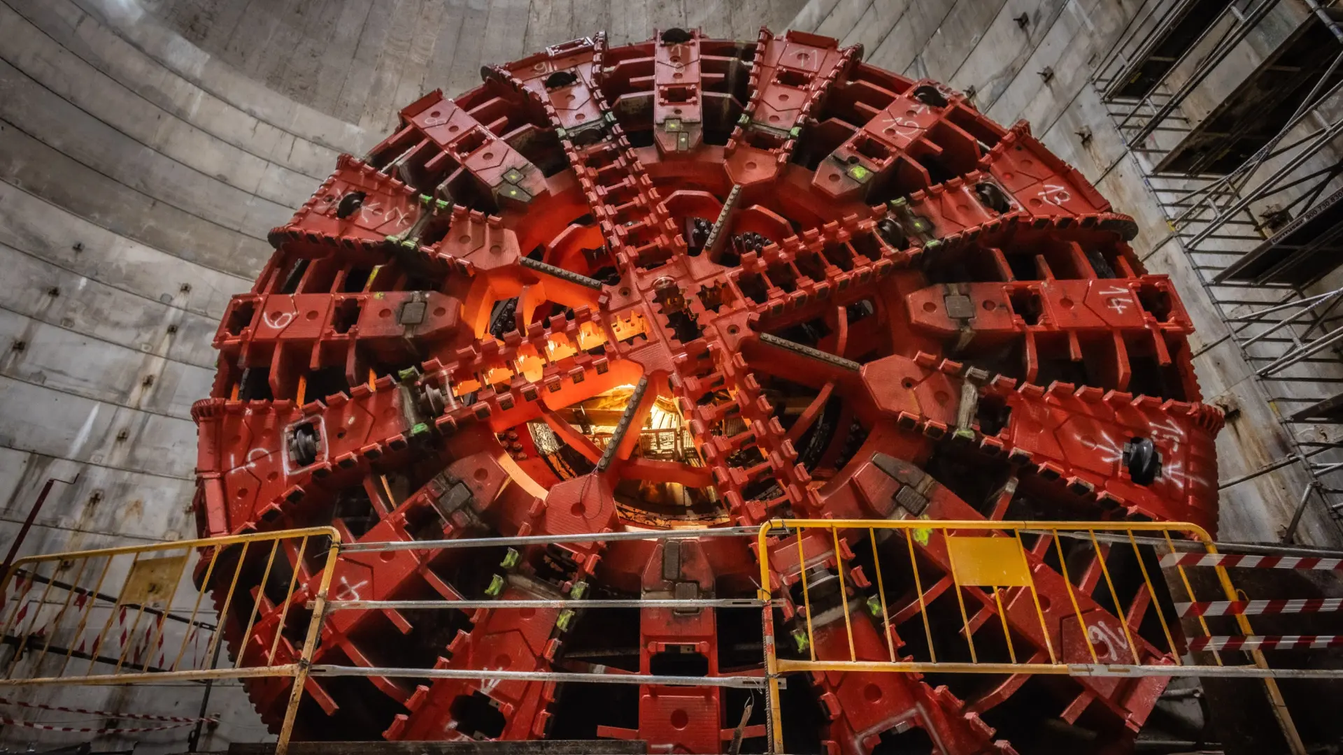 Barselona'nın Dev Metro Hattı L9'un Tamamlanmasına Az Kaldı: İlk İstasyonlar 2027'de