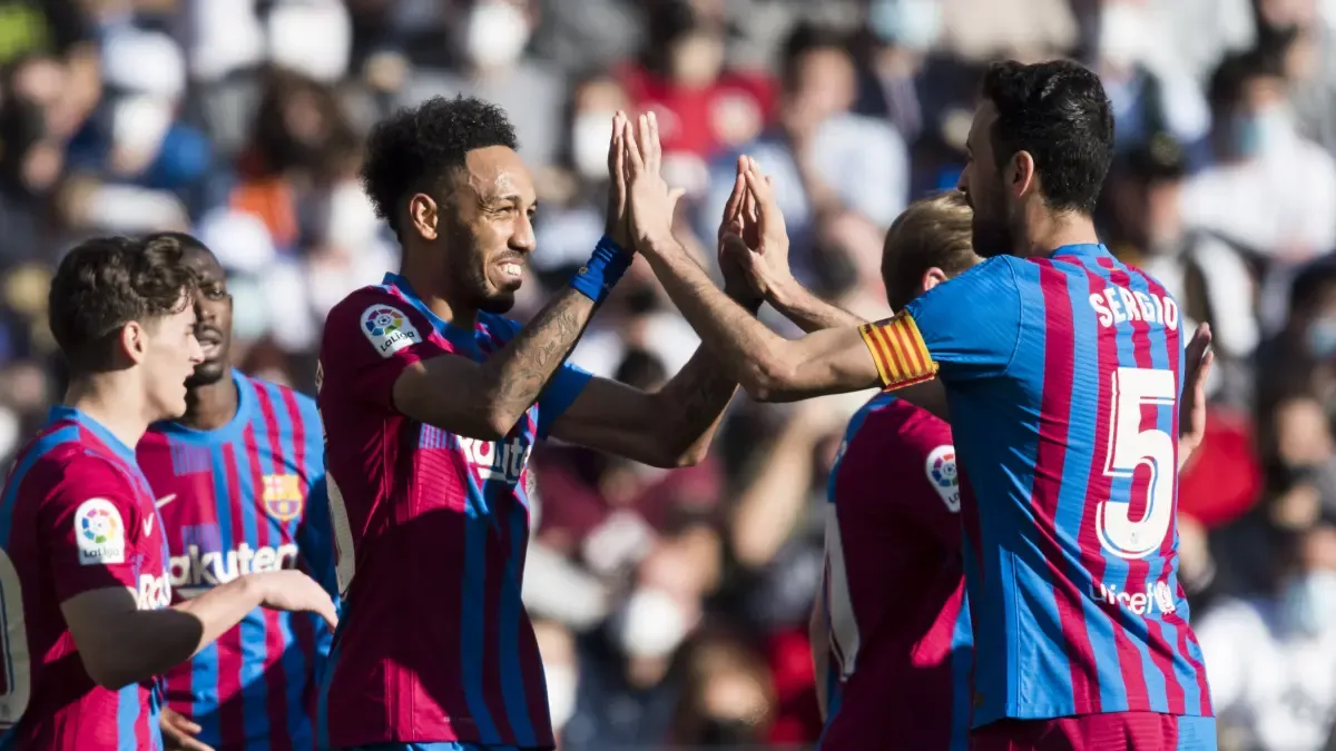 Aubameyang'ın Barcelona Macerası: Valencia'ya Karşı Hat-trick ile Tarihi Başlangıç