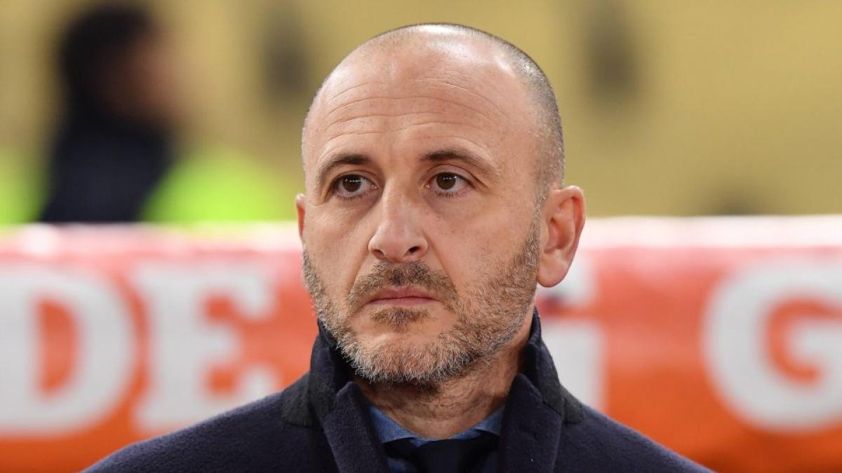 Inter'den Barcelona'ya Bastoni Uyarısı: Şampiyonluk Coşkusu ve Transfer Stratejisi