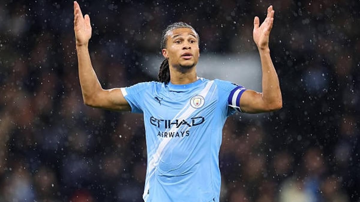 Barcelona'nın Stoper Hedefi Nathan Aké: Düşük Maliyetli Transfer İhtimali Gündemde