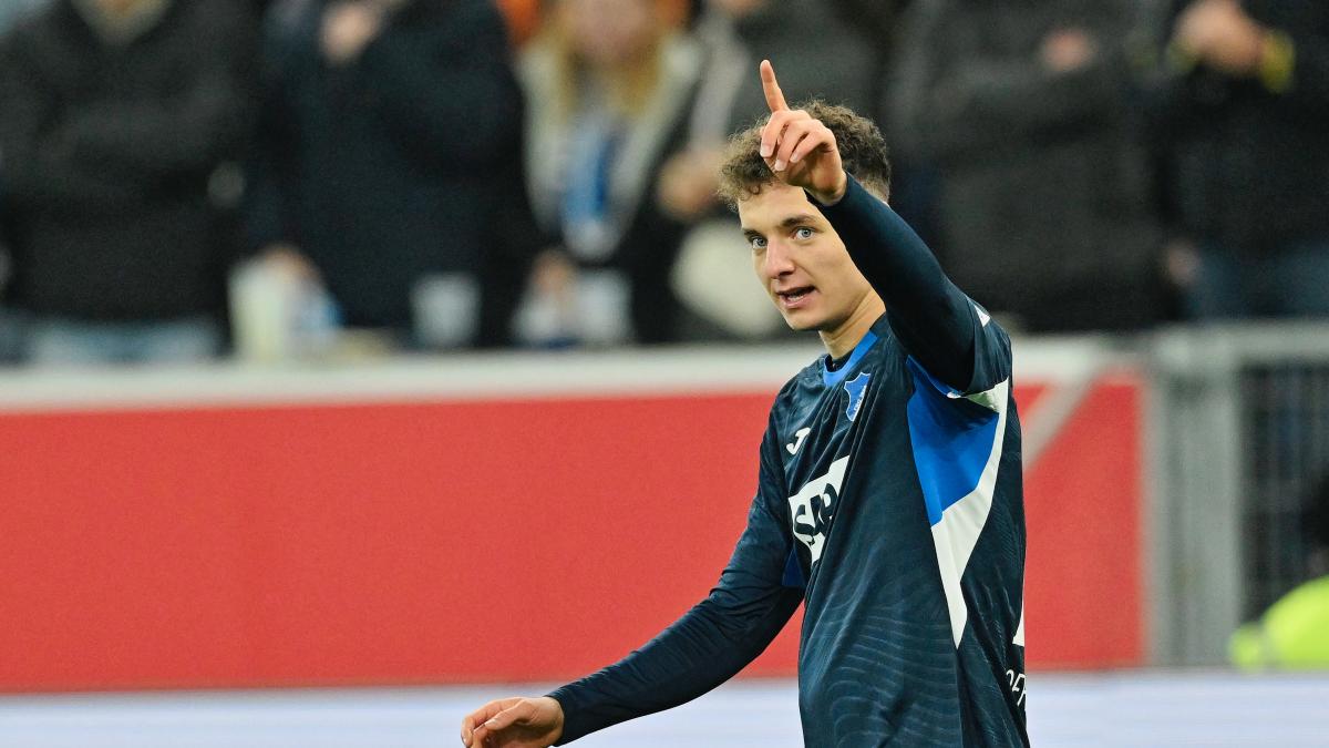 Fisnik Asllani'den Barcelona'ya Yeni Bir 'Göz Kırpma': Transfer İhtimalleri ve Genç