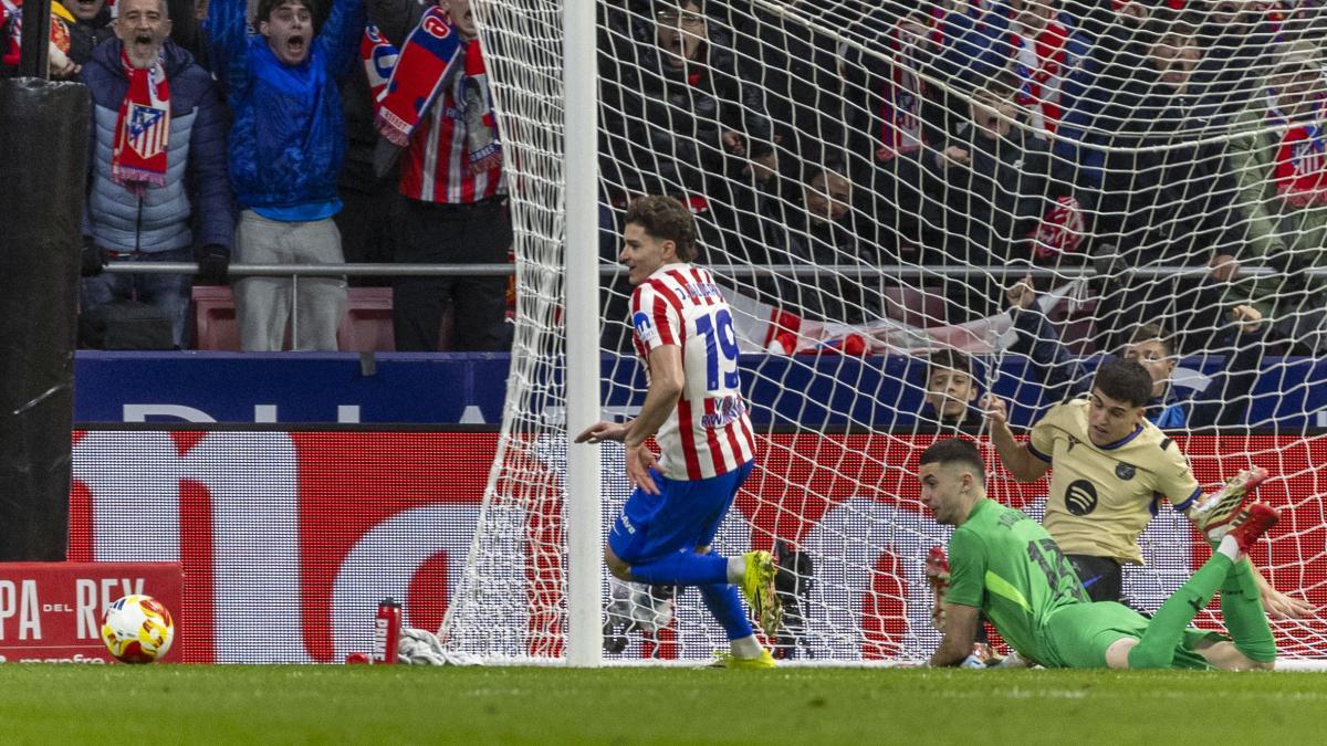 Julián Álvarez Barcelona'nın Radarında: Forvet Hattında Büyük Rekabet Kapıda!