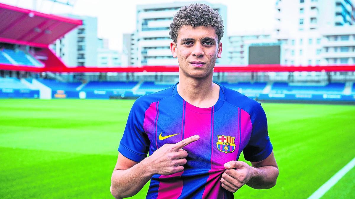 Hamza Abdelkarim İçin Barcelona'da Bekleyiş Sürüyor: Bürokratik Engeller