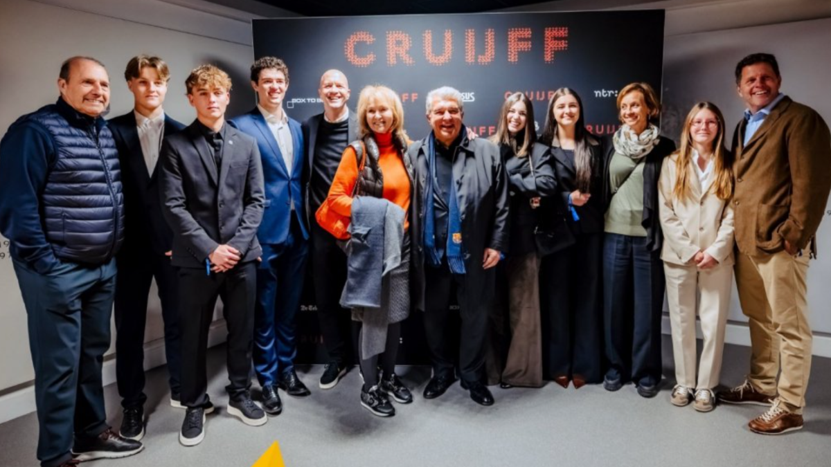 Laporta'dan Çarpıcı De Jong Yorumu: "Cruyff'u Çok Anımsatıyor!"