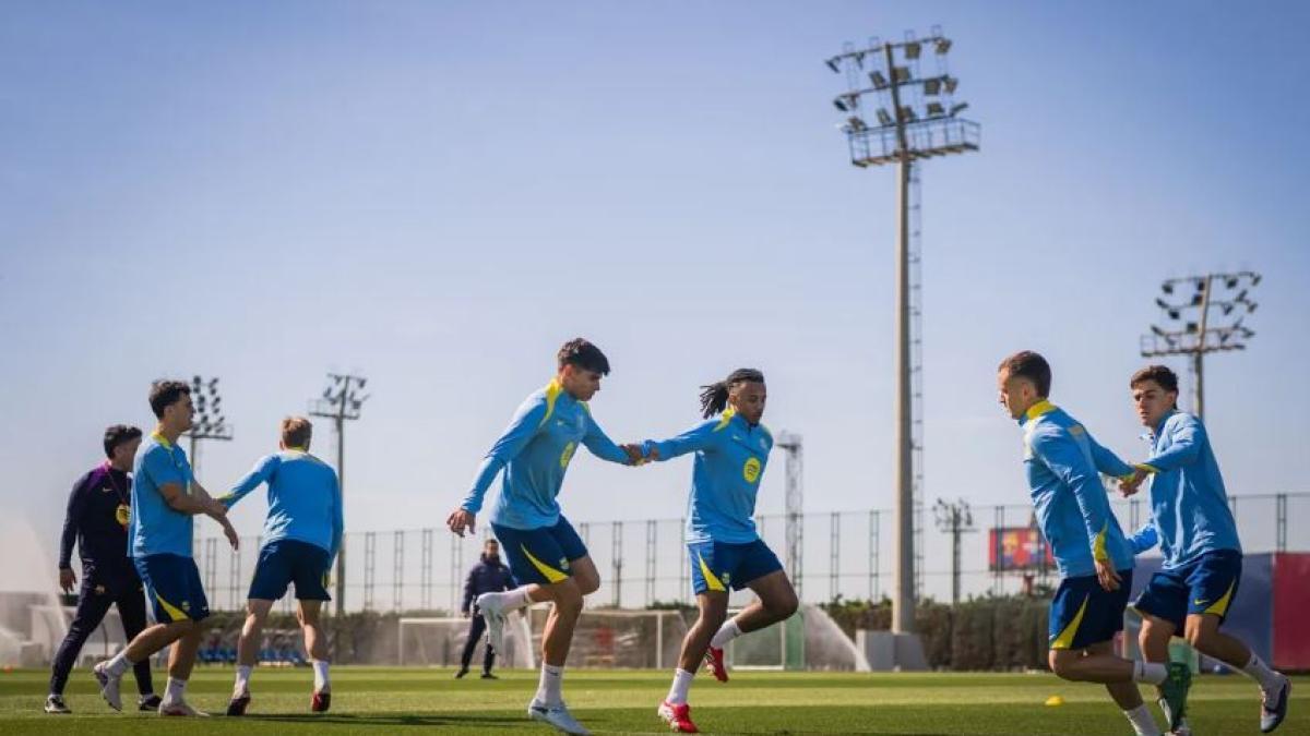 De Jong'un Dönüşü Gecikiyor: Barcelona Orta Sahasında Endişe Hüküm Sürüyor