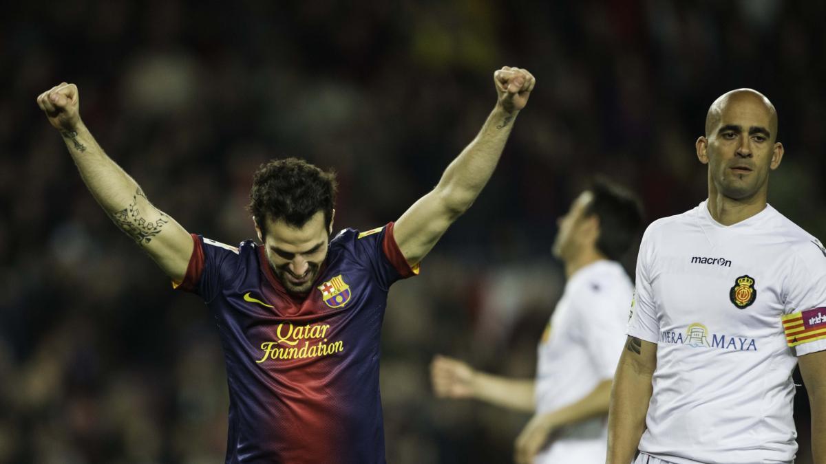 Cesc'in Hat-trick'iyle Taçlanan Duygusal Gece: Tito ve Abidal'ın Dönüşü