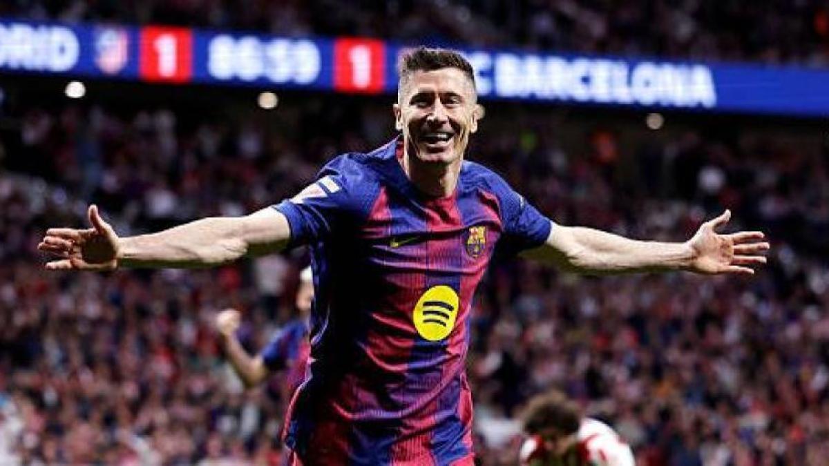 Lewandowski'nin Geleceği Belirsiz: İtalyan Devleri Milan ve Juventus Devrede