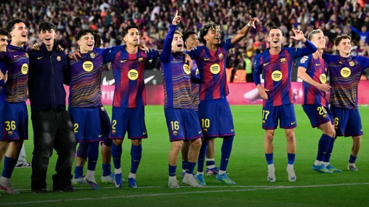 Barcelona Derbisinde Zafer: Şampiyonluk Yolu Açık, Gözler Avrupa'da