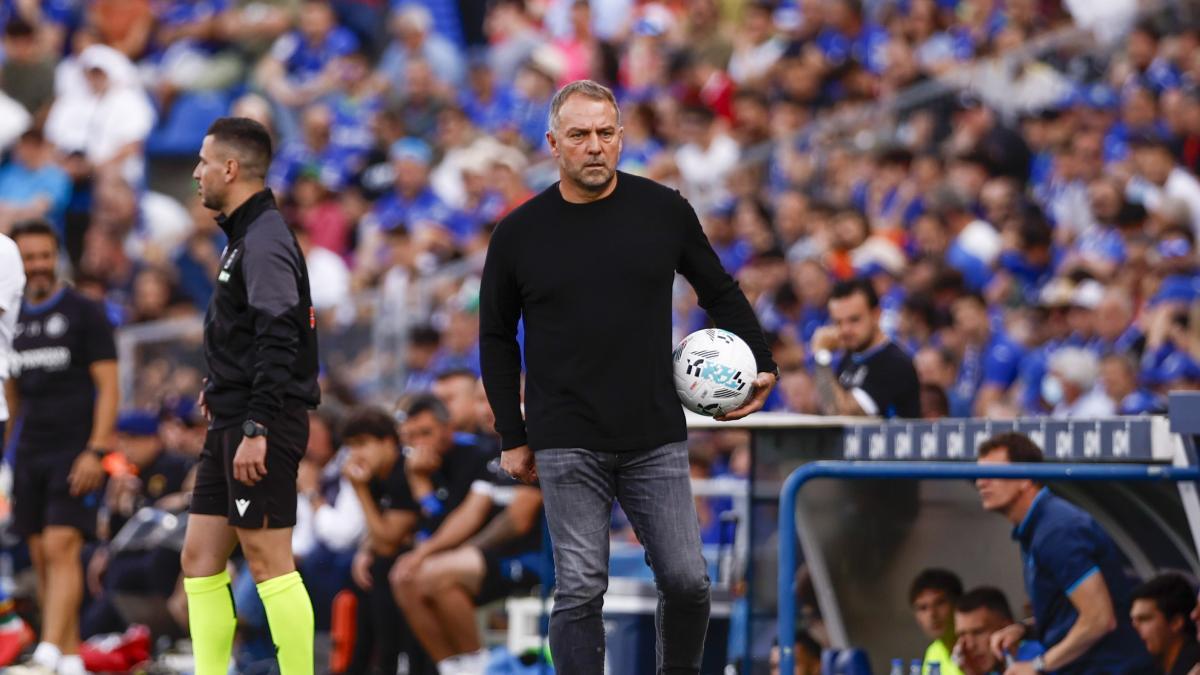 Hansi Flick'ten Getafe Zaferi Sonrası Mutluluk: "Hem Topla Hem Topsusz Harikaydık!"