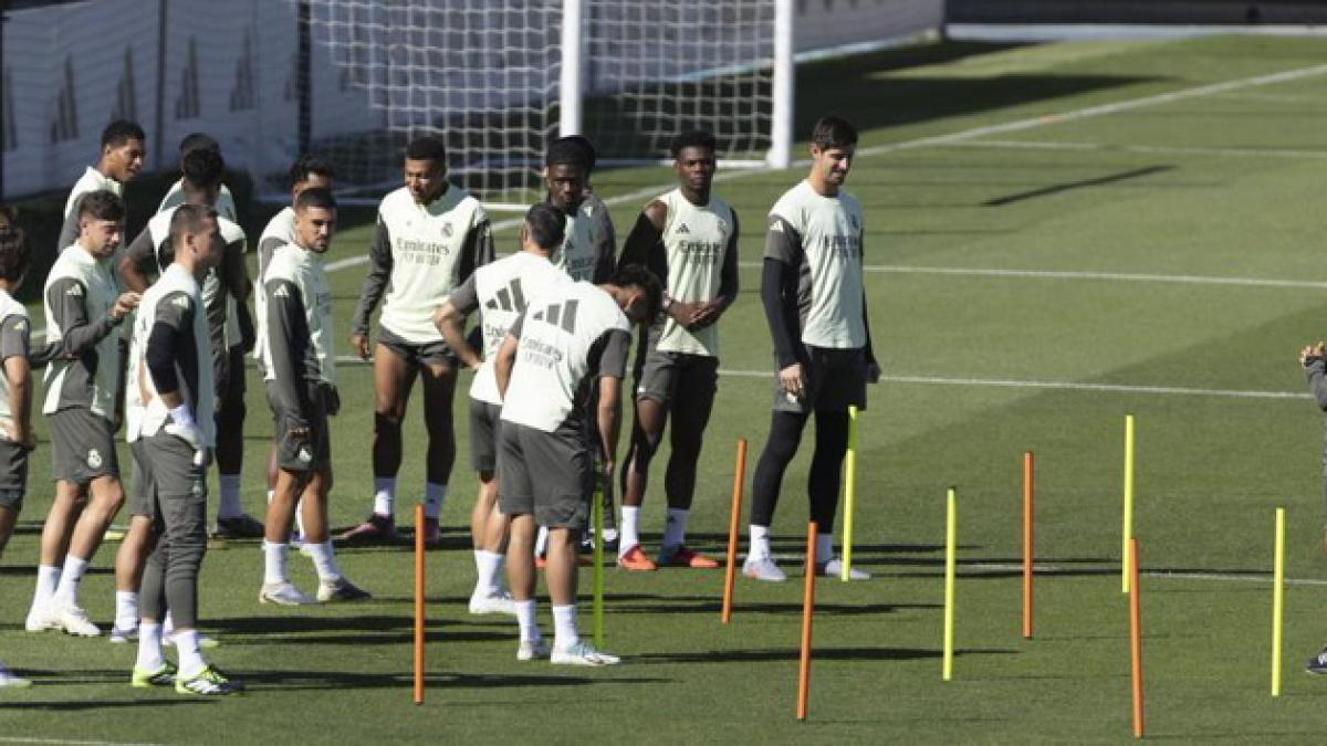 El Clásico Öncesi Real Madrid'de Medya Kıskacı: Soyunma Odası Gerilimi Tavan Yaptı