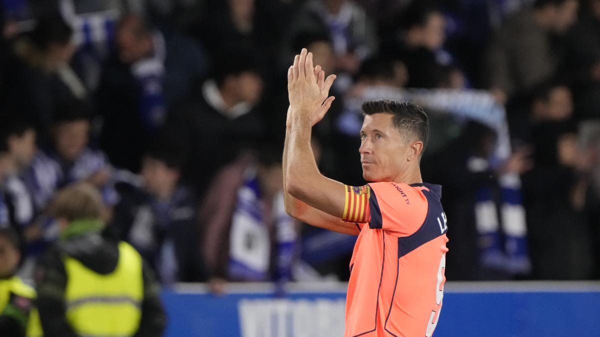 FC Barcelona'da Flick Dönemi: Lewandowski Liderliğindeki Sürpriz Kadro