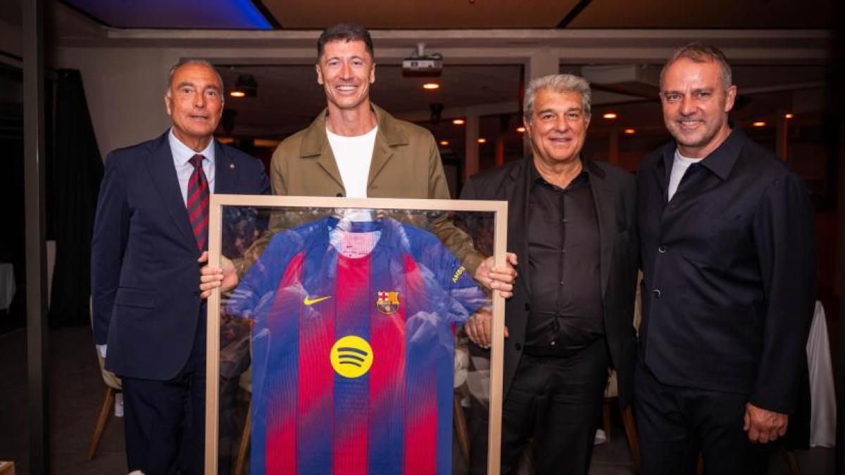 Barcelona'nın Forvet Arayışı: Julián Álvarez Transferinde Atletico Engeli ve B Planı