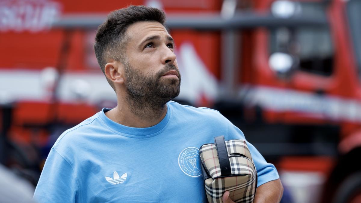 Jordi Alba'dan Şok İtiraf: "O La Liga Kupası Çalındı!" - Mateu Lahoz Tartışması