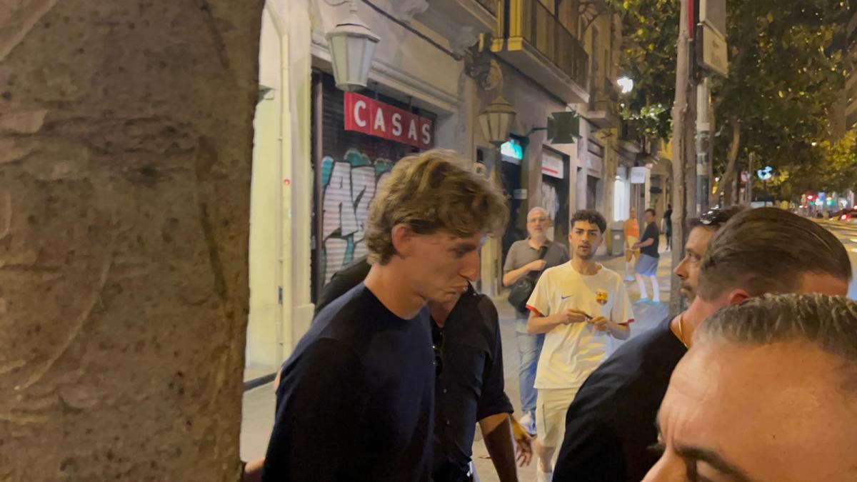 Deco ve Gordon Barselona'da: Transfer Öncesi Kritik Akşam Yemeği