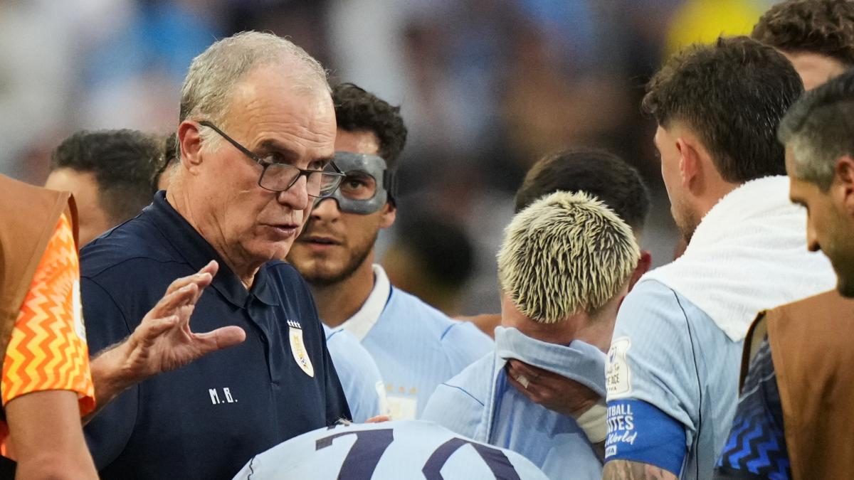 Bielsa'dan Uruguay'a Şok Karar: Araujo ve De Arrascaeta İspanya Maçında Yok!