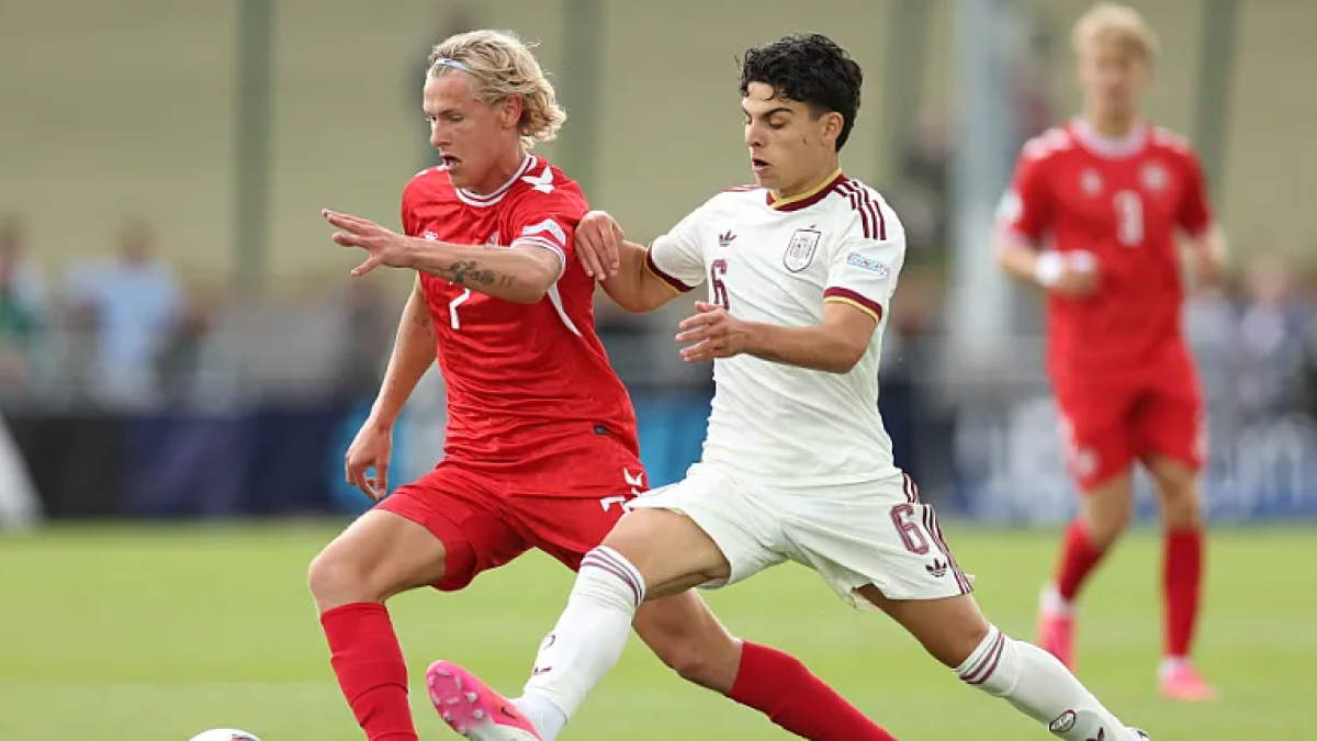 İspanya U19'dan Grup Liderliği: Xavi Espart Yarı Finallerde Parlıyor