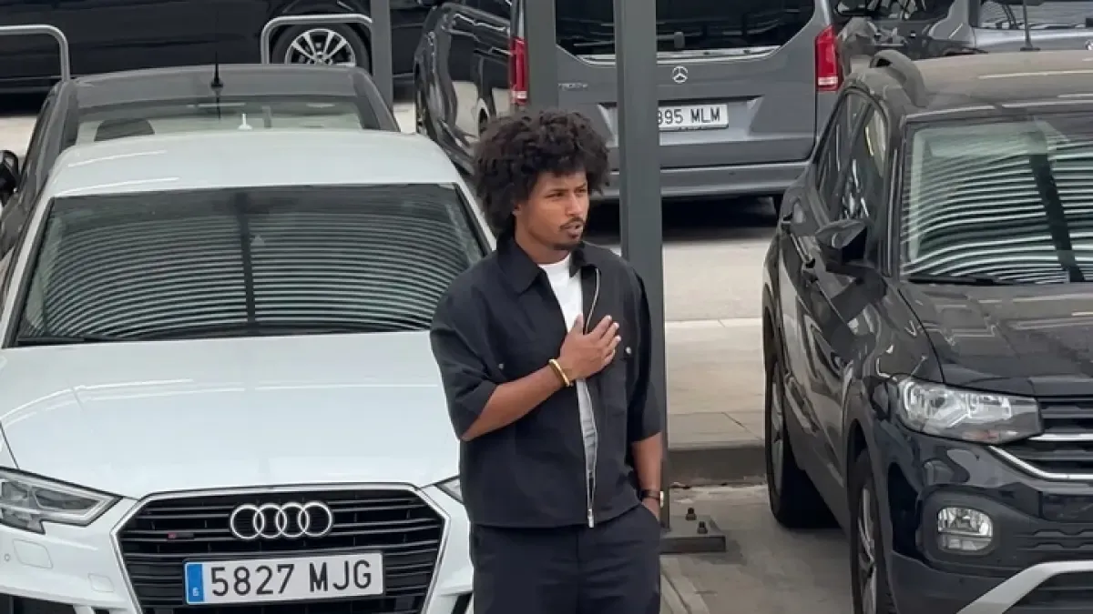 Karim Adeyemi Barcelona'da: Yeni Santrafor, Yeni Umutlar!