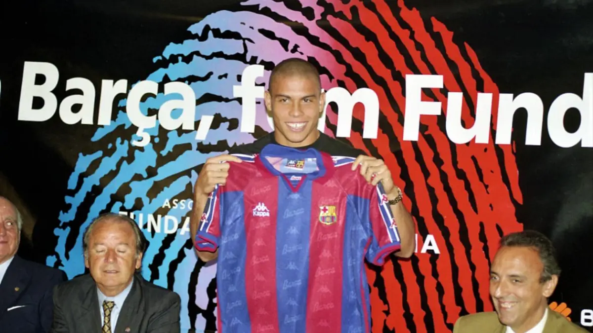 Ronaldo'nun FC Barcelona'ya Transferinin 30. Yılı: Bir Efsanenin Doğuşu