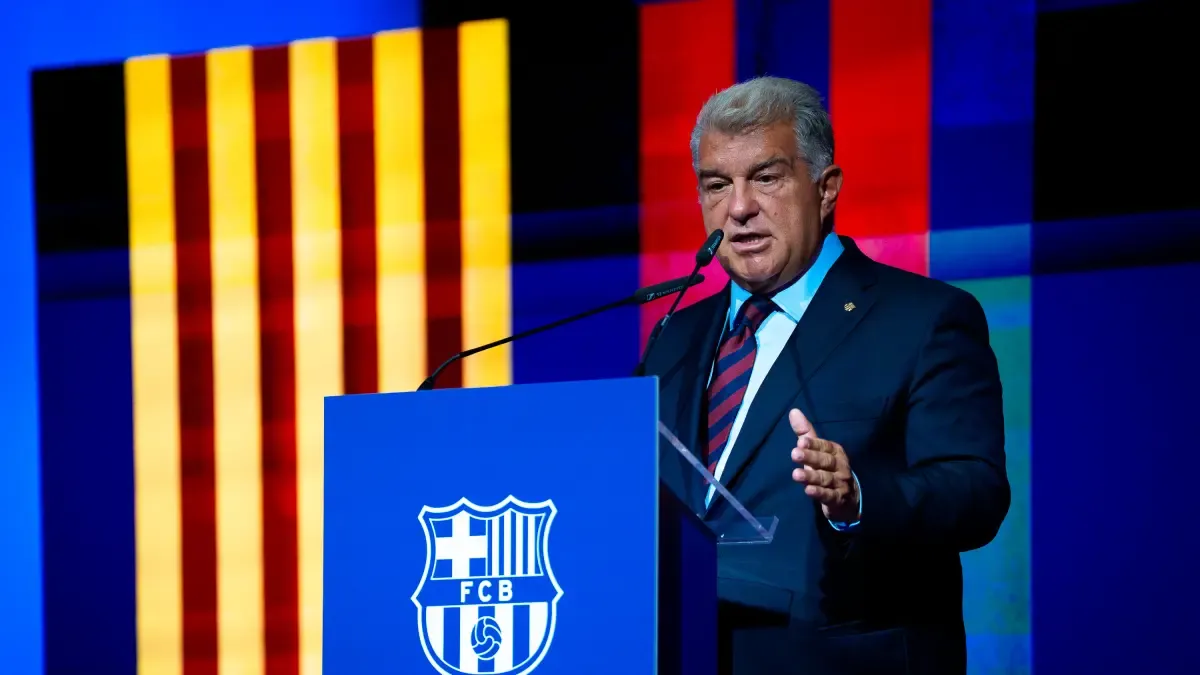 Laporta'nın Yoğun Ajandası: Barça Yönetim Kurulu Toplantısı ve Flick'in İlk Maçı