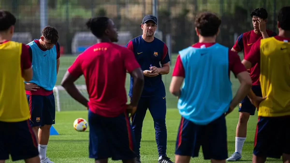 Barça Atlètic'te Yeni Sezon Hazırlıkları: Belletti Dönemi ve Genç Yeteneklerin Yükselişi