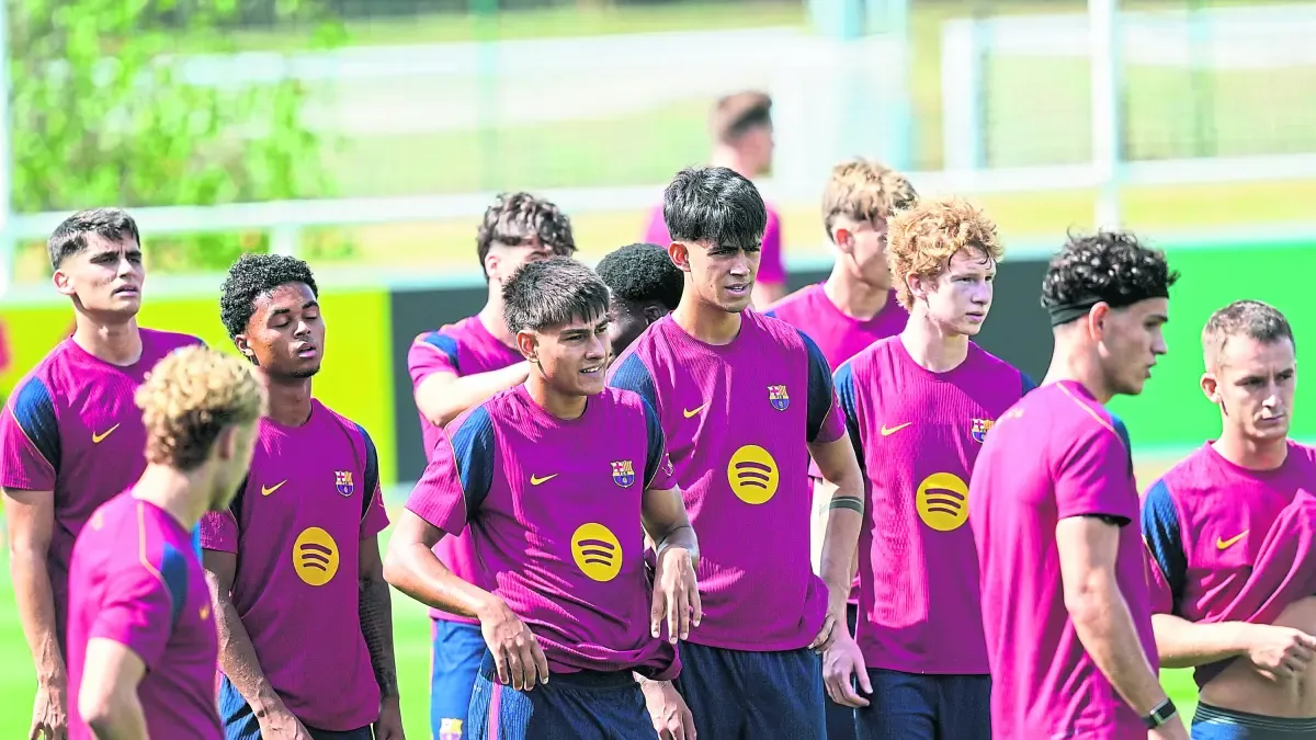 Hansi Flick, Barcelona'nın Genç Yetenek Havuzundan Memnuniyet Duyuyor