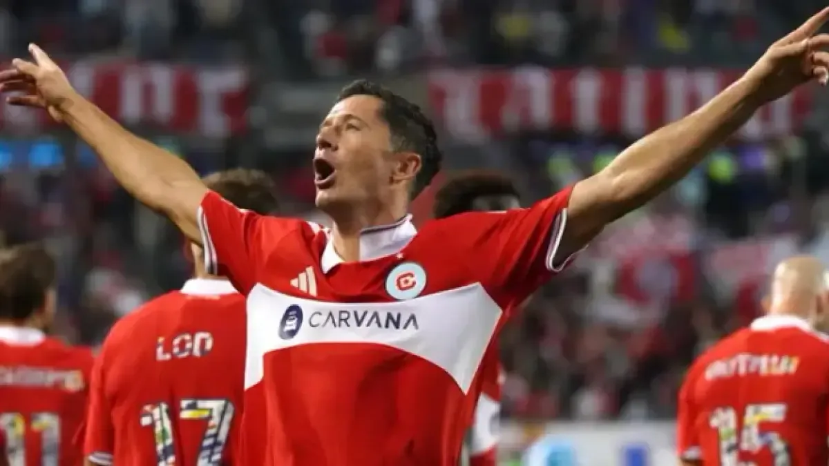 Lewandowski'den Barcelona'ya Şampiyonlar Ligi Mesajı: "Artık 8 Dünya Şampiyonu Var!"
