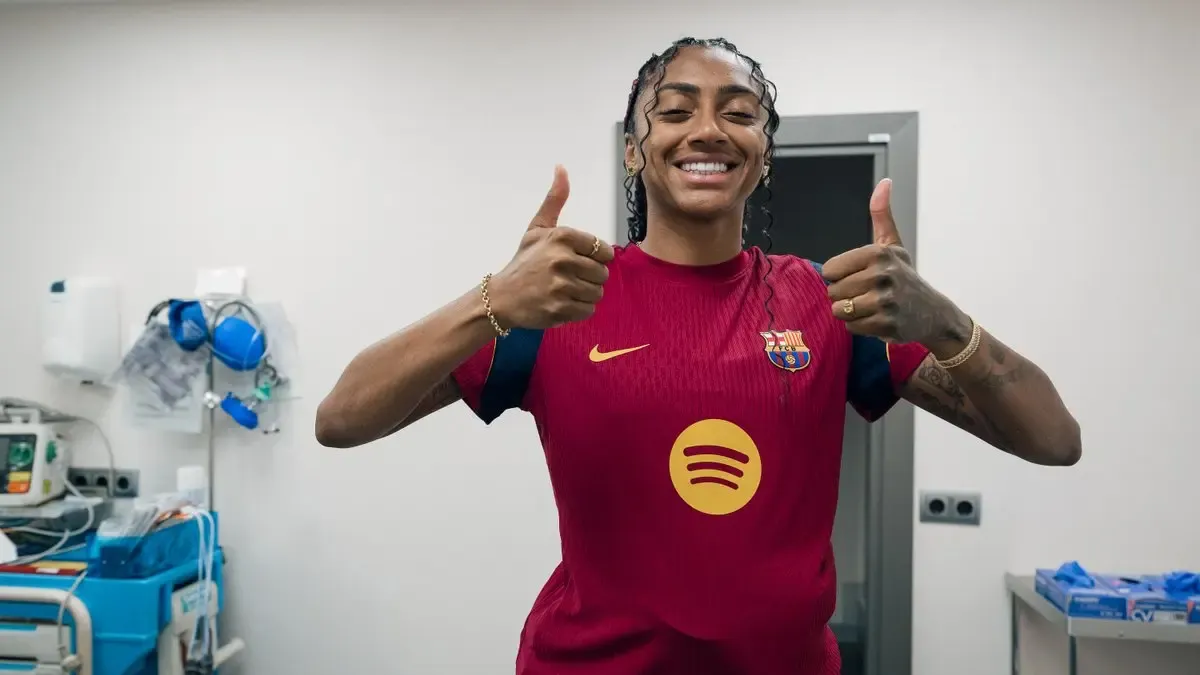 Brezilyalı Yükselen Yıldız Kerolin: Barcelona'nın Gözdesi mi?