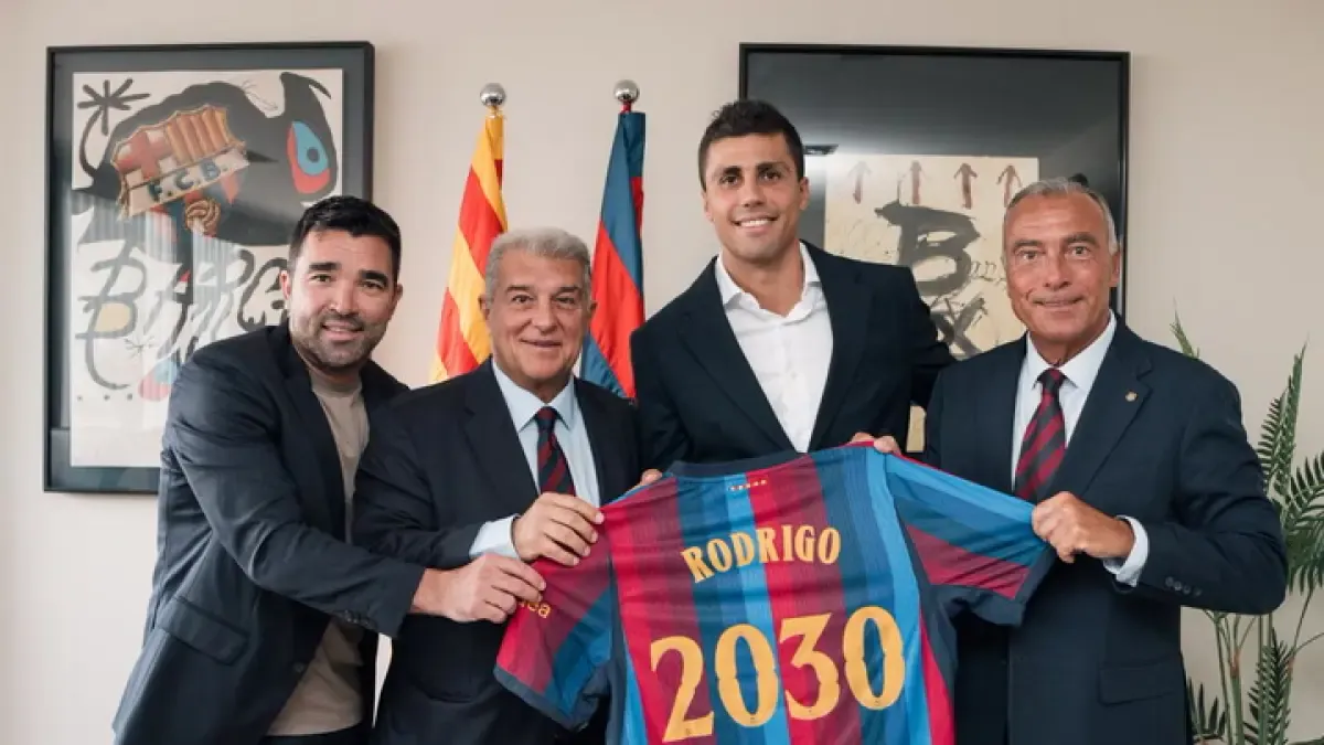 Deco'dan Barcelona'ya '9 Numara' Müjdesi: Forvet Hattında Hareketlilik Bekleniyor