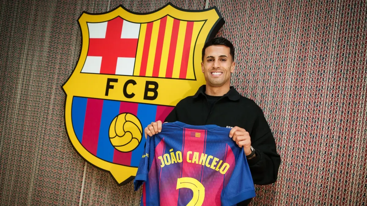 Joao Cancelo Resmen Barça'da: Portekizli Yıldız 2029'a Kadar Katalan Deviyle!