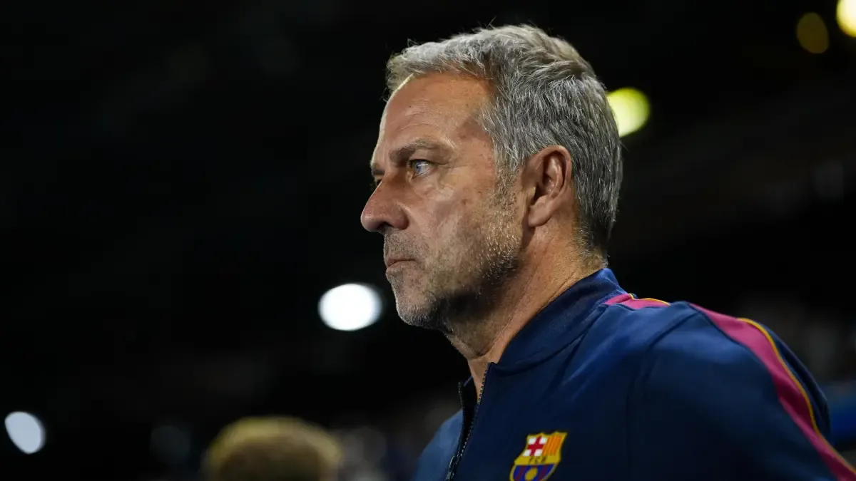 Flick'ten Balde Kararı: Barcelona'nın Sol Beki Sezon Açılışını Kaçırıyor