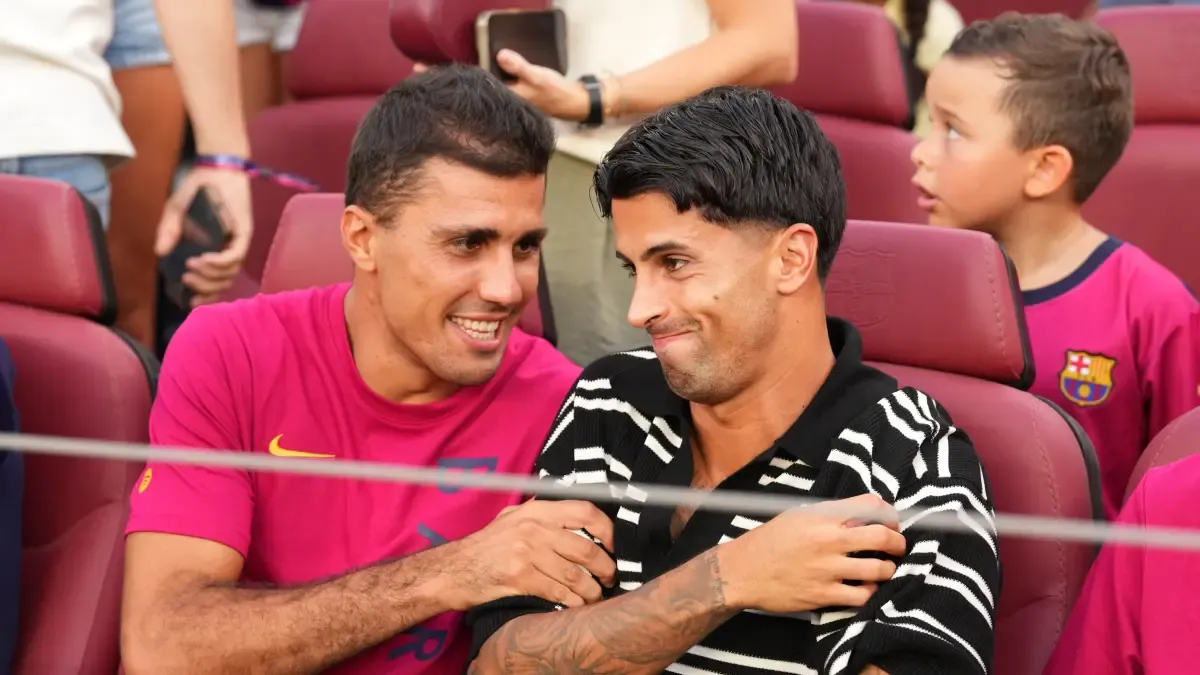 Hansi Flick'ten Transfer Açıklamaları: Cancelo Elche Maçına Hazır, Rodri Pazartesi