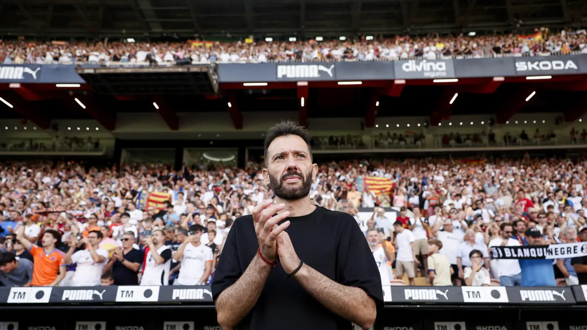Valencia'da Kriz Büyüyor: Corberán'dan Barcelona Maçı Sonrası Çarpıcı İtiraf