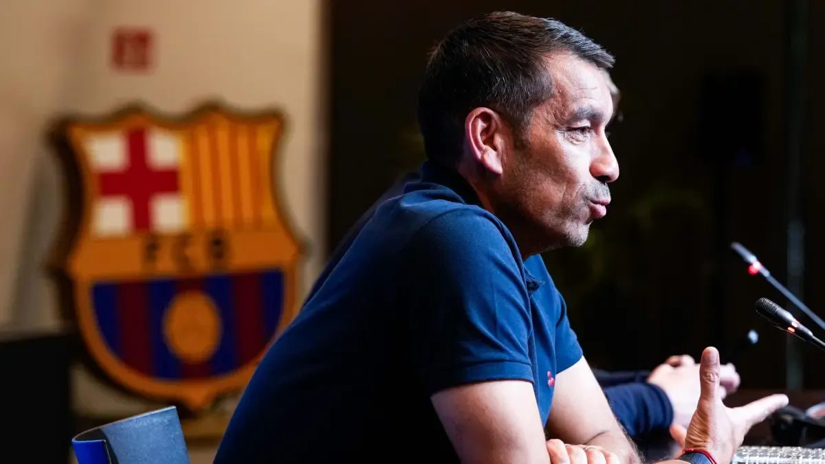 Van Bronckhorst'tan Lamine Yamal'a Büyük Övgü: "Balon d'Or Kazanacak Kalitede!"