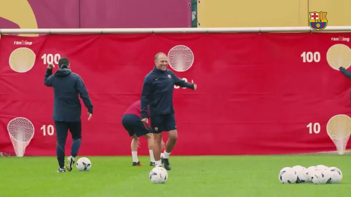 Hansi Flick'ten Barça Antrenmanında Oyuncu Performansı: Gol Atıp Takıma Katıldı