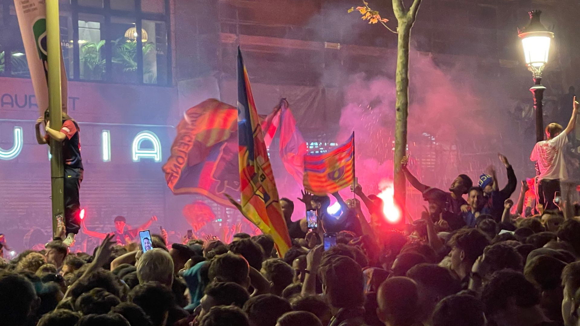 Barselona'da La Liga Kutlamaları İçin Geleneksel Adres Canaletes Kapalı: Alternatif