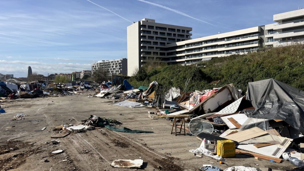 Salgın Sonrası Barselona'da Evsizlik Krizi: Sagrera Tahliyeleri Yeni Tartışma Yarattı