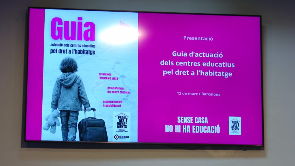 Barselona'da Çocukların Evden Çıkarılmasına Karşı Öğretmenler Harekete Geçti