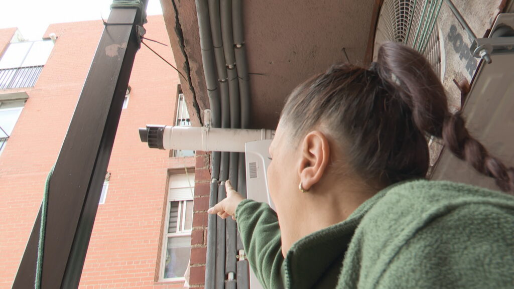 Barselona'da Yıkım Tehlikesi: Yoksul Mahallede Yapısal Sorunlar ve Yönetim İlgisizliği