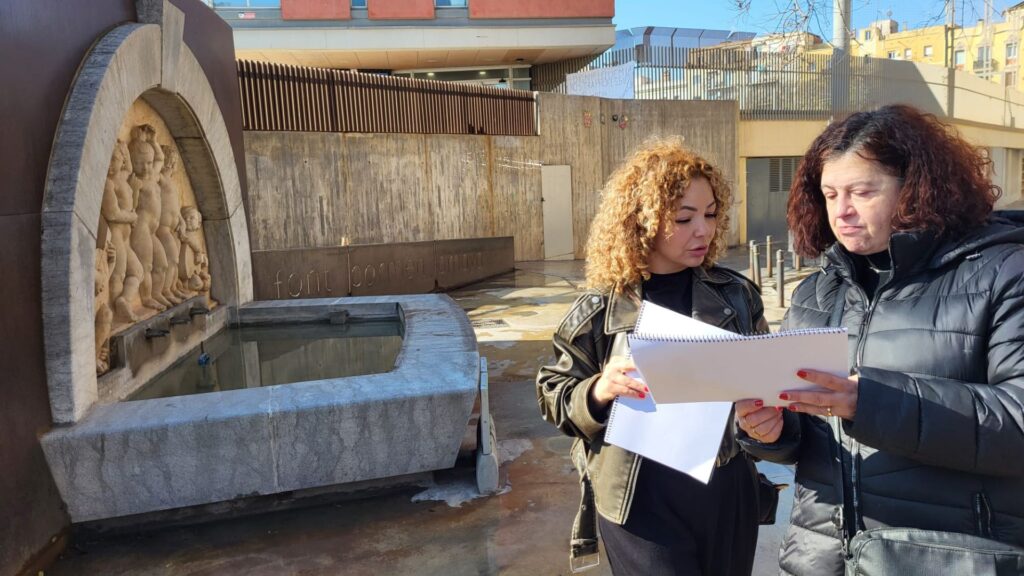 Barselona'da Tarihi Adım: İlk Roman "Dev Figürü" Barceloneta'da Yükseliyor