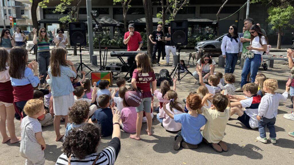 Sarrià'da İlk Çocuk Festivali: Castellers Geleneği Yeni Nesillerle Buluşuyor
