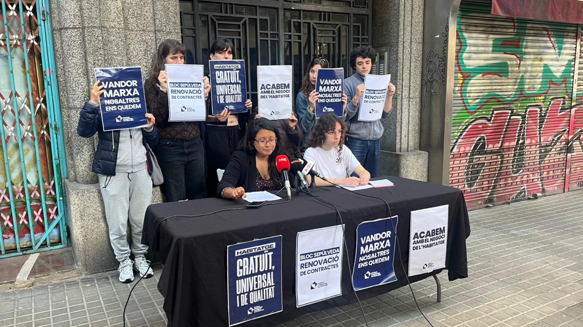 Barselona'da Konut Krizi Derinleşiyor: Sepúlveda Sakinleri Kiralarını Yenilemek