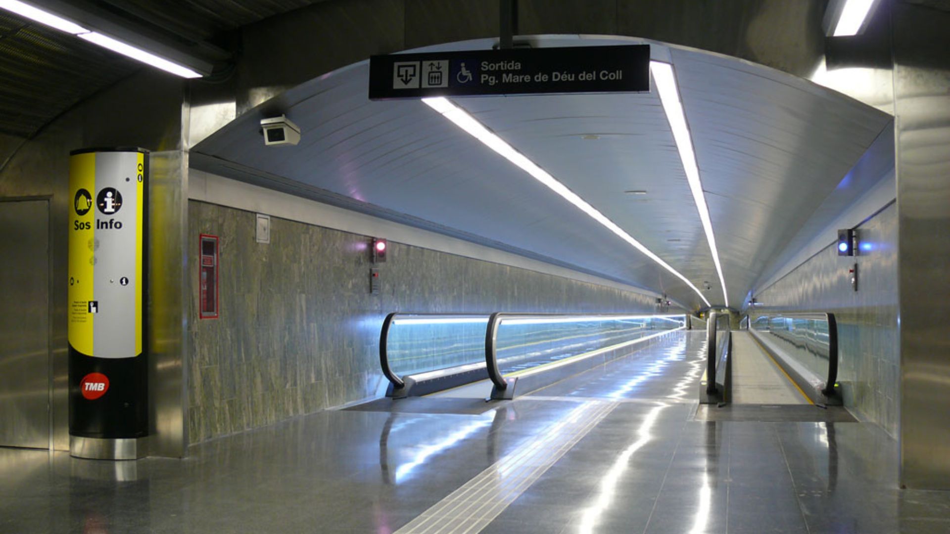 Barselona Metrosu'nda Şiddet: Bıçaklı Kavgada 1 Yaralı, 13 Gözaltı