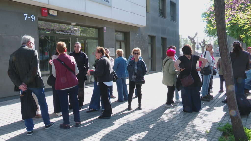 Barselona'da Yaşlı Bakım Skandalı: Çamaşır Hizmeti Krizi "İnsan Haysiyetine Saldırı"