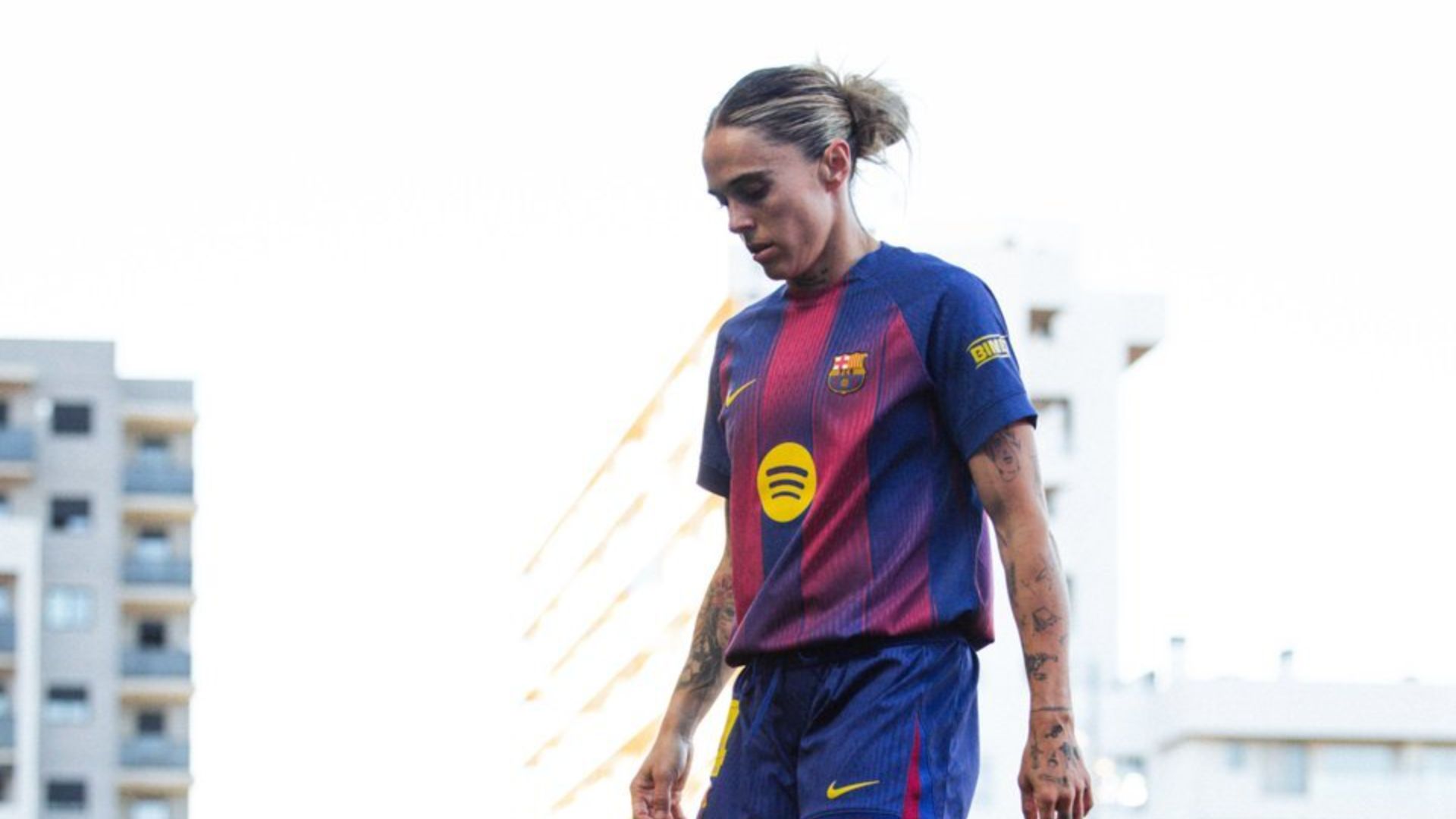 Mapi León Barça'dan Ayrılıyor: Kadın Futbolunda İngiliz Fırtınası ve Finansal Mücadele