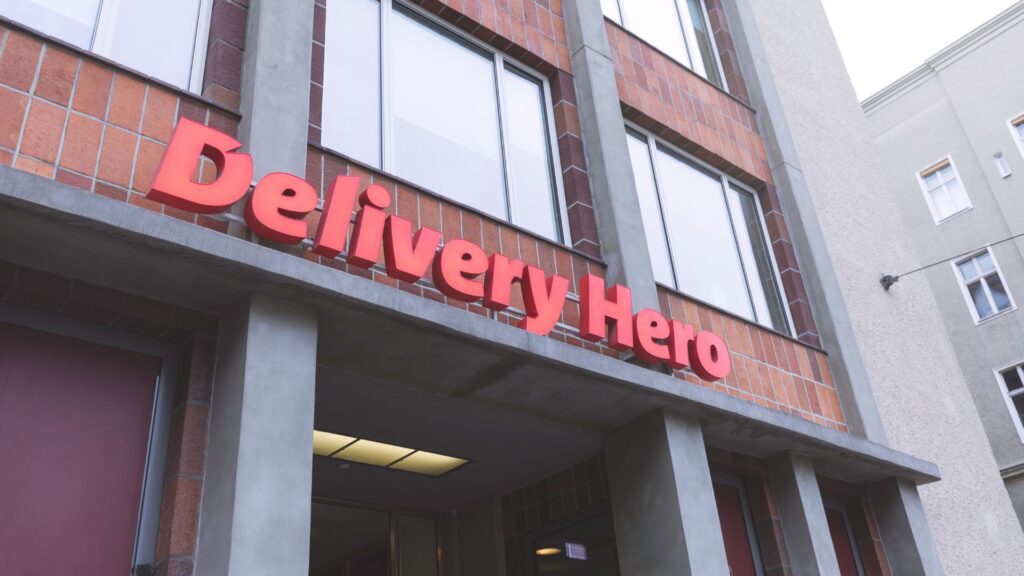 Uber'den Dev Hamle: Glovo'nun Sahibi Delivery Hero'yu Satın Alma Teklifi