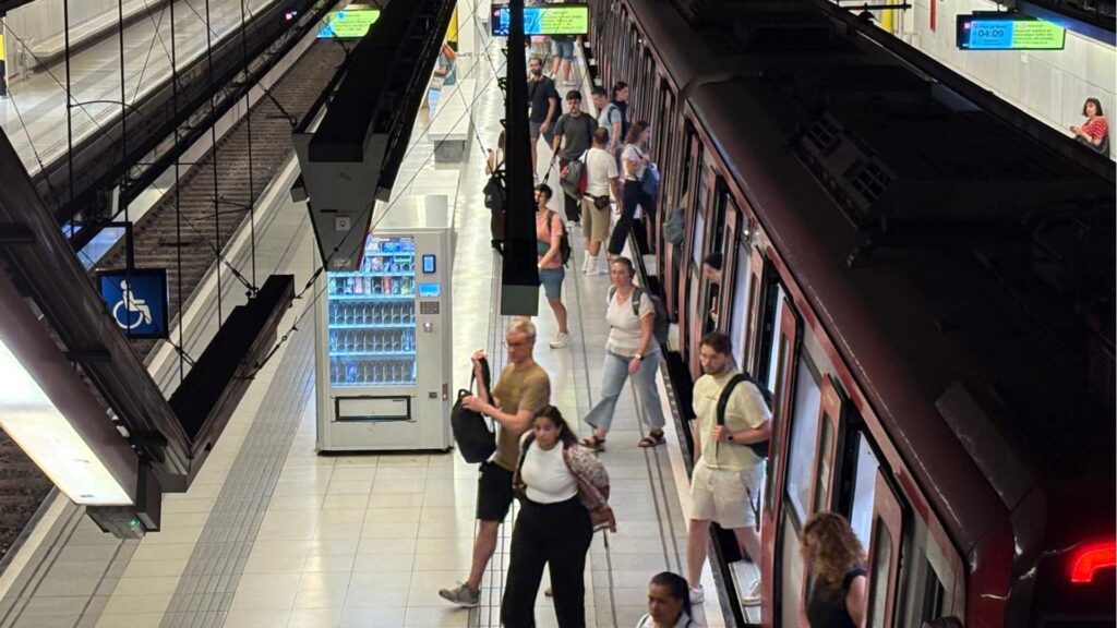 Barselona Metrosu Haziran Ayında Rekor Kırdı: 42 Milyon Yolcu Sınırı Aşıldı!