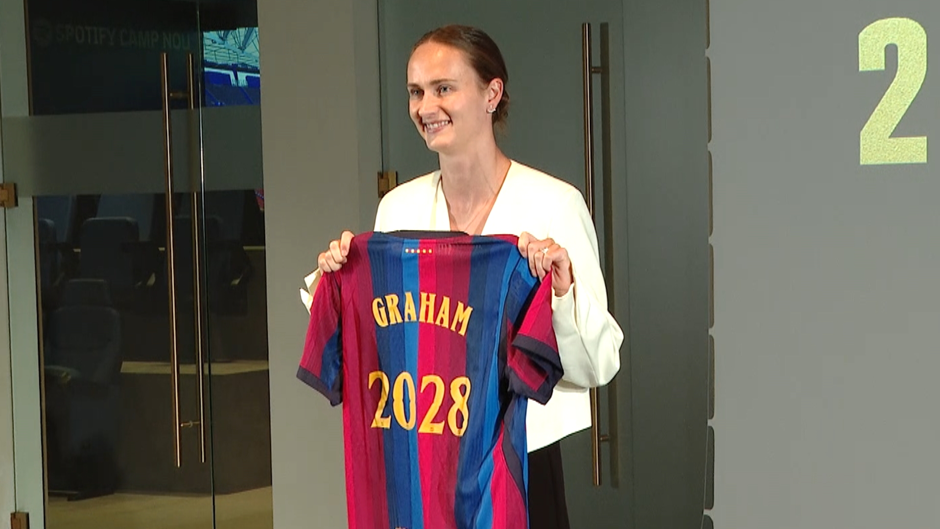 Caroline Graham-Hansen Barcelona'da Kalıyor: "Hayatımın Kulübü, Mutlu Olduğum Yer"