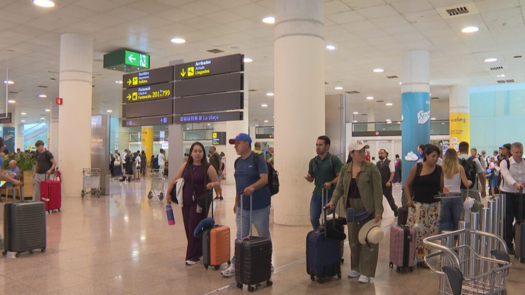 Barselona El Prat Havalimanı'nda Groundforce Grevi: 14 Gündür Süren Kaos ve 6 Bin